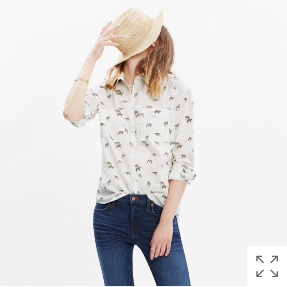 Shrunken trapeze shirt in cat walk